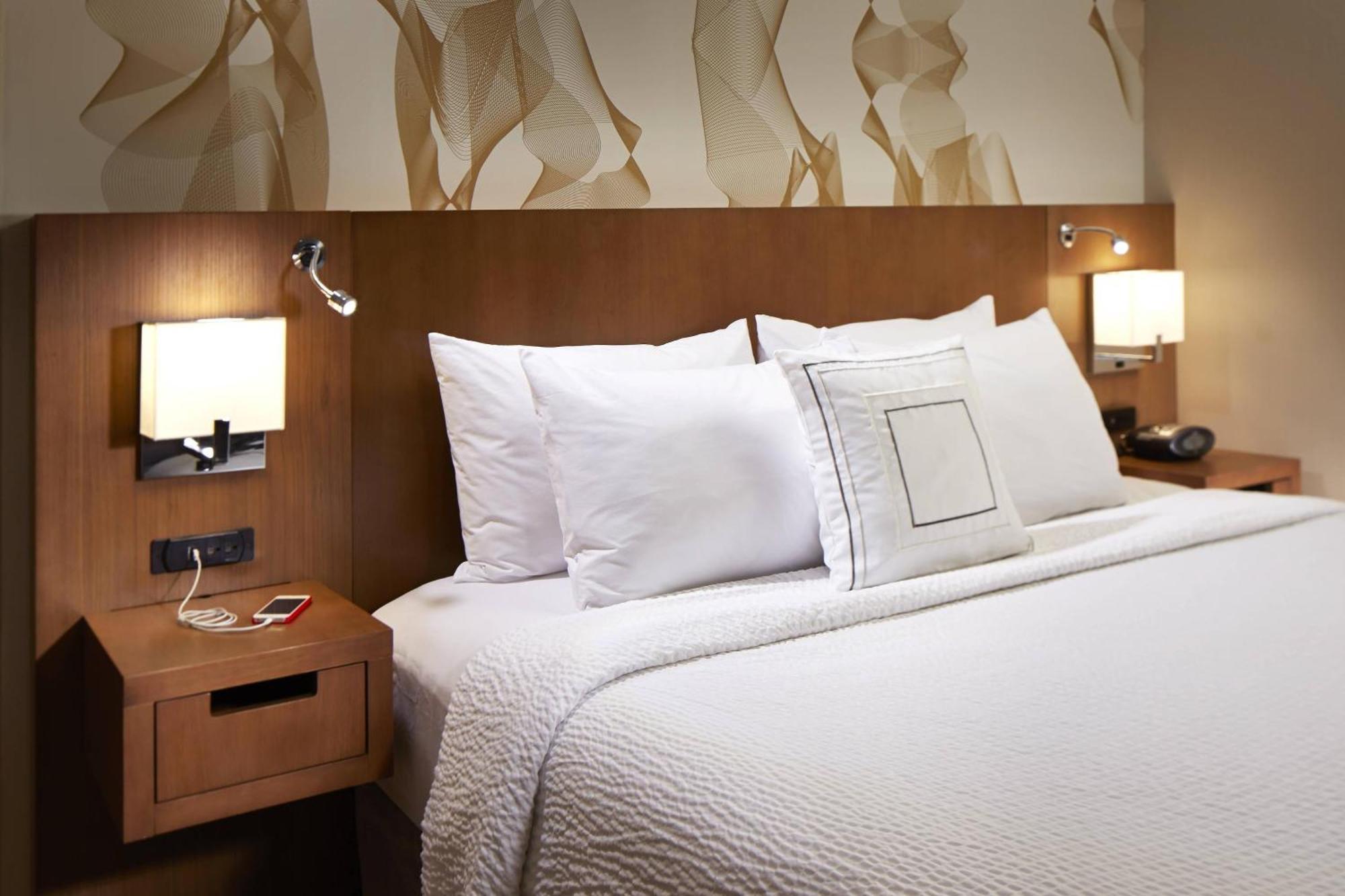 Courtyard By Marriott Sunnyvale Silicon Valley Extérieur photo